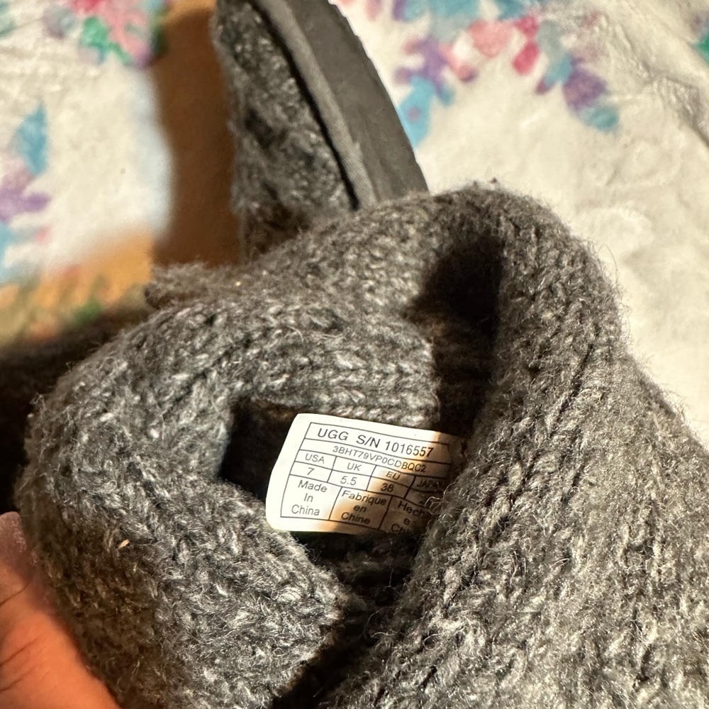 UGG boots women’s 7(US) - Picture 10 of 10